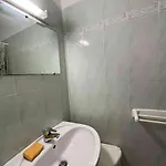 Apartment 4 Pieces Avec Piscine - Proche - - Fr-1-224c-214 *