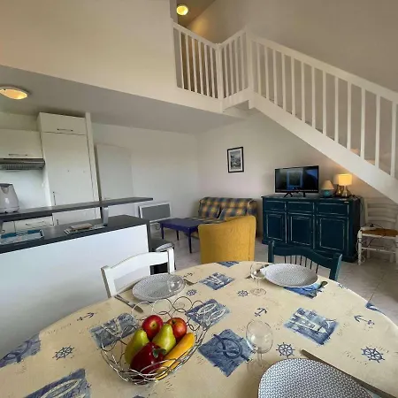 4 Pieces Avec Piscine - Proche - - Fr-1-224c-214 *