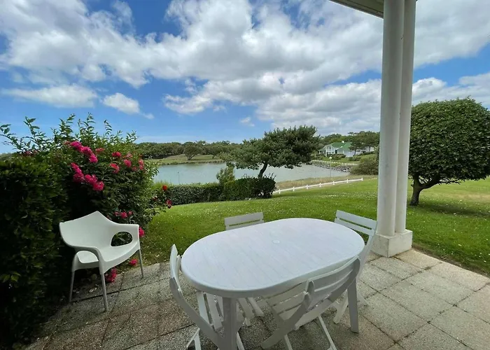 아파트 4 Pieces Avec Piscine - Proche - - Fr-1-224c-214 *