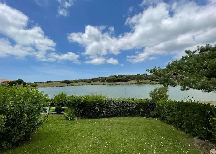 4 Pieces Avec Piscine - Proche - - Fr-1-224c-214 아파트 생장드몽